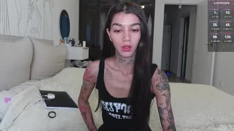 vinkitinkii online show from 12/22/25, 07:16