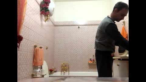 Zenith online show from 10/28/25, 10:01