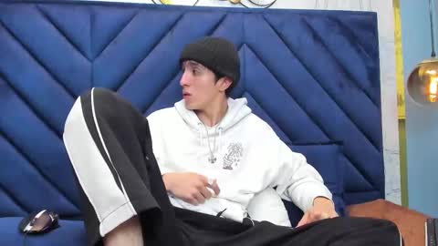 vinniematte online show from 03/05/25, 03:08