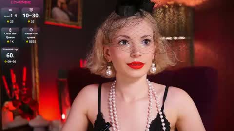 Snapshot of vinyl_kiss chatting on 07/20/26, 08:44 Carrie Next streams Sat Sun 3pm-11pm EST online show from 07/20/26, 08:44