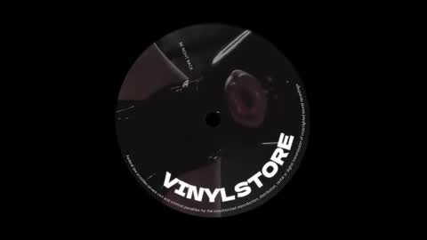 Snapshot of vinylstore chatting on 01/25/25, 10:08 Diva Silvia online show from 01/25/25, 10:08