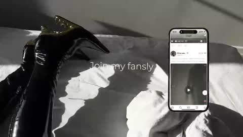 Diva Silvia online show from 02/11/26, 04:12