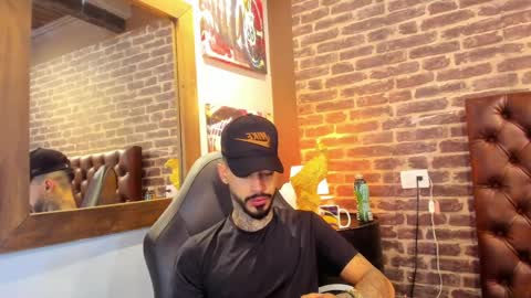 ---Vinzen--- online show from 10/27/25, 05:22