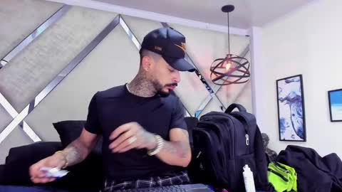 ---Vinzen--- online show from 11/10/25, 05:28