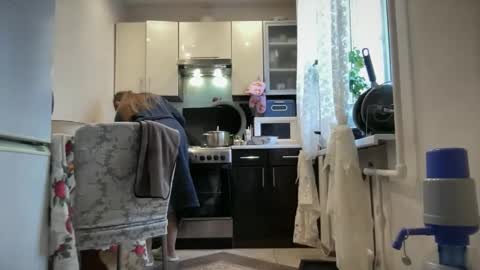 Funny  girl online show from 01/16/26, 06:17