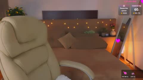 Viola online show from 04/10/26, 08:46