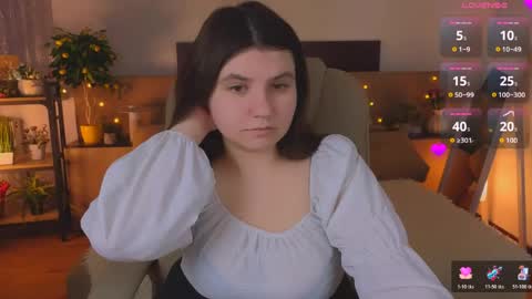 Snapshot of viola__shy chatting on 04/21/26, 02:26 Viola online show from 04/21/26, 02:26