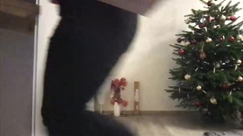 Vio online show from 12/19/25, 07:59