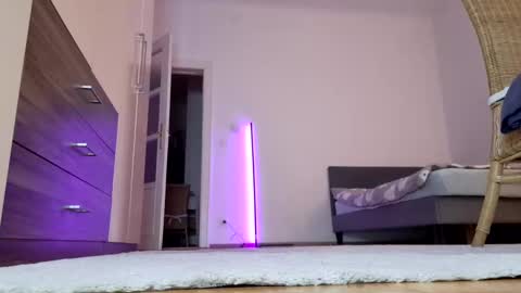 Viola online show from 12/01/24, 08:09