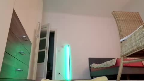 Viola online show from 12/15/24, 03:20