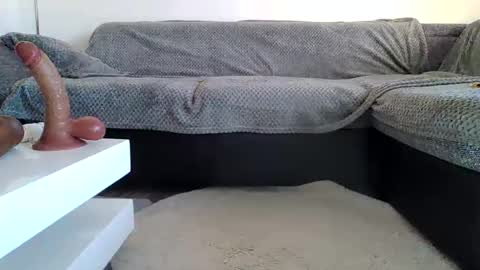 Viola online show from 11/06/25, 08:15