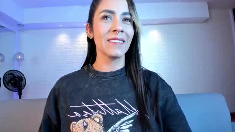 Violett  Everyday From 0530 to 1430 Col Time online show from 11/29/25, 10:40