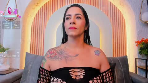 Violette online show from 05/05/26, 10:01