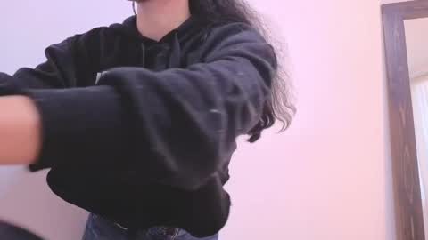 violet__15 online show from 04/16/26, 12:17