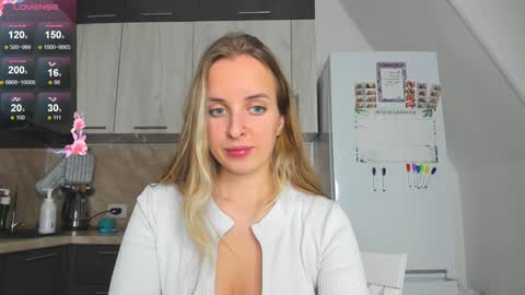 Violet online show from 12/10/24, 01:44