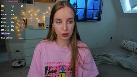 Violet online show from 03/09/26, 12:53