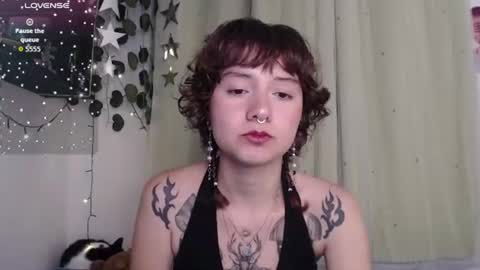 Snapshot of violet_bluee chatting on 07/03/26, 07:37 Violet online show from 07/03/26, 07:37