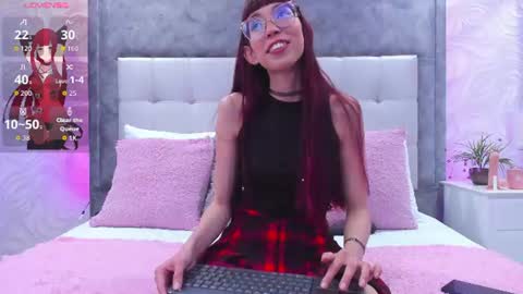 Violet  online show from 07/26/26, 11:00