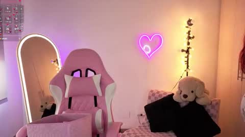 violet online show from 02/13/26, 06:26