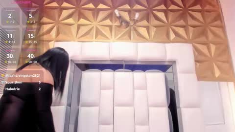 Snapshot of violet_milleer chatting on 10/18/25, 07:14 violet_milleer online show from 10/18/25, 07:14