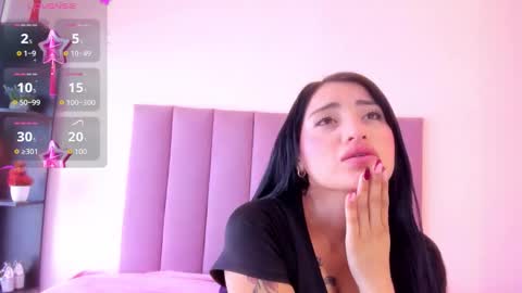 violet online show from 11/27/25, 01:57