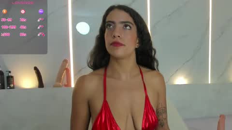 violet_roux online show from 09/13/25, 07:46