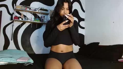 violet_sexhot28 online show from 01/11/26, 06:46