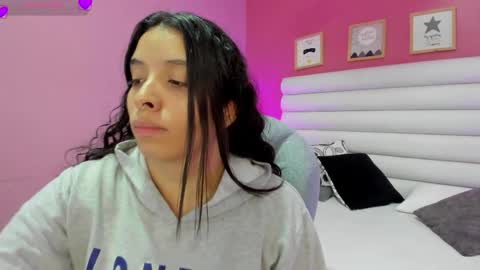 violet_sinclair online show from 04/07/26, 11:32