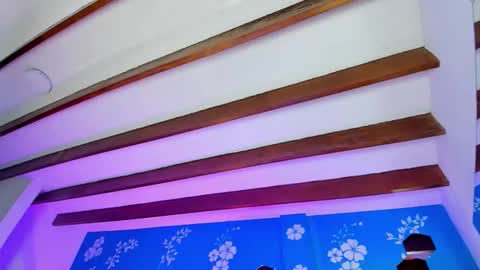 violet_smith01 online show from 01/05/26, 05:27