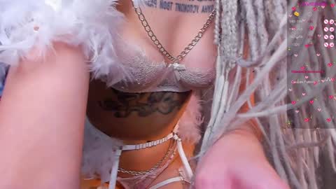 Violet online show from 12/04/24, 06:11