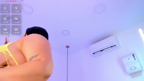 Violeta Candy online show from 04/22/26, 03:31