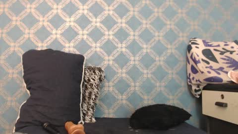 Snapshot of violeta_cute18 chatting on 01/04/25, 01:10 Violeta online show from 01/04/25, 01:10