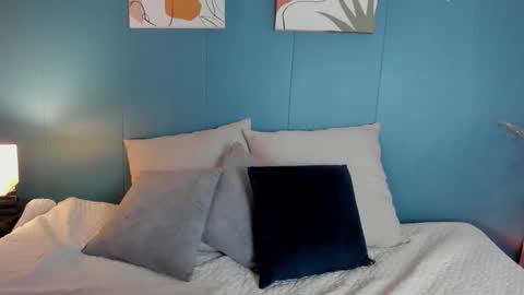 violeta fowler online show from 10/02/25, 03:13