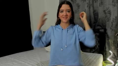 Snapshot of violeta_gracee chatting on 03/03/26, 03:29 violeta_gracee online show from 03/03/26, 03:29