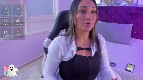 Snapshot of violeta_medina chatting on 01/09/25, 02:22 violeta_medina online show from 01/09/25, 02:22