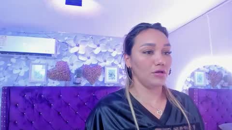 Snapshot of violeta_medina chatting on 09/12/25, 11:21 violeta_medina online show from 09/12/25, 11:21