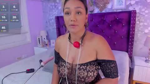 Snapshot of violeta_medina chatting on 09/19/25, 09:00 violeta_medina online show from 09/19/25, 09:00