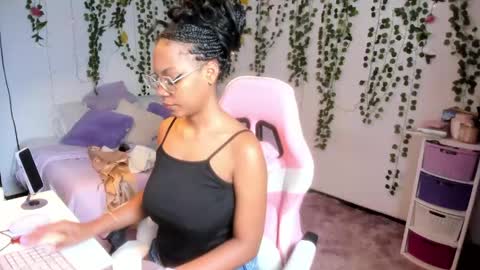 Violeta online show from 06/04/26, 04:24