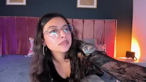 Snapshot of violeta_muns chatting on 07/10/26, 06:10 Violeta online show from 07/10/26, 06:10