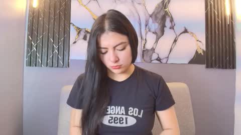 Snapshot of violeta_parkker chatting on 12/22/25, 07:22 Violeta online show from 12/22/25, 07:22