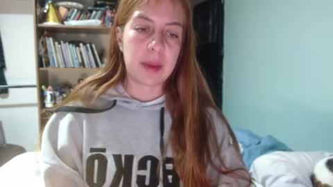 Snapshot of violeta_peter69 chatting on 07/18/26, 11:41 Violeta Peter online show from 07/18/26, 11:41