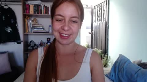 Snapshot of violeta_peter69 chatting on 07/28/26, 09:36 Violeta Peter online show from 07/28/26, 09:36