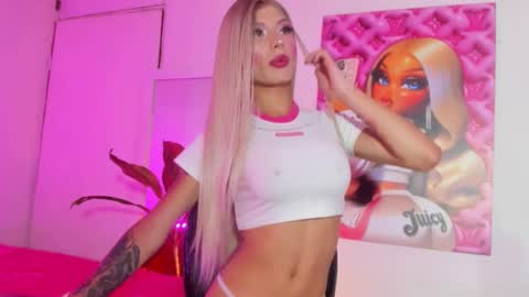 Violeta Princess Please help me with your thumbs up its important   online show from 09/26/25, 05:17