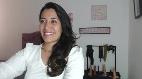 violeta_scott_ online show from 06/15/26, 02:30
