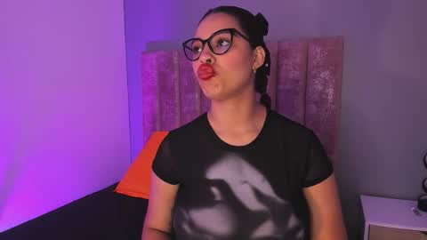 violeta  online show from 03/11/26, 02:56