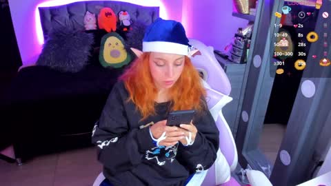 Violeta  Help me reach 150 thumbs up    online show from 12/24/24, 12:44