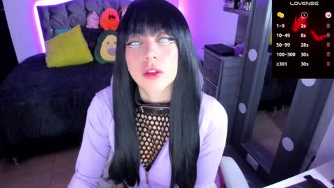 Violeta  Help me reach 150 thumbs up    online show from 02/06/25, 06:46