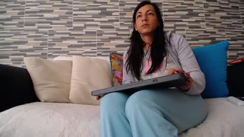 Violeta Gmez online show from 11/02/25, 11:56