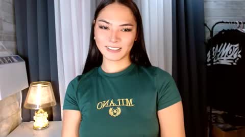 violet online show from 09/12/25, 12:55