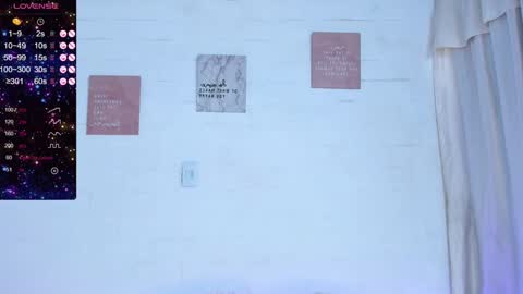 Snapshot of violetasotter chatting on 12/21/24, 12:27 Violeta online show from 12/21/24, 12:27
